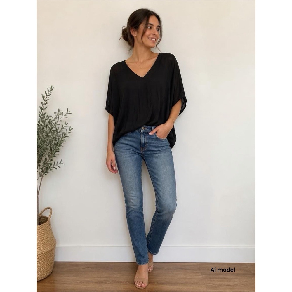 Bcbgmaxazaria Black Top Rayon Size M